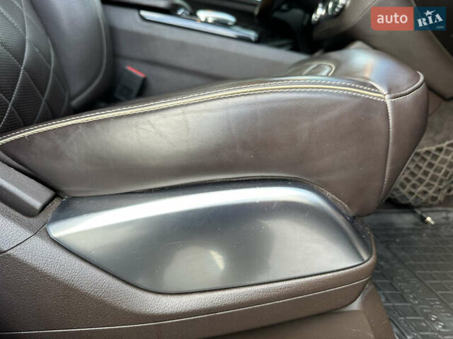 Чорний Мерседес ГЛС-Класс, об'ємом двигуна 4.66 л та пробігом 191 тис. км за 29700 $, фото 15 на Automoto.ua