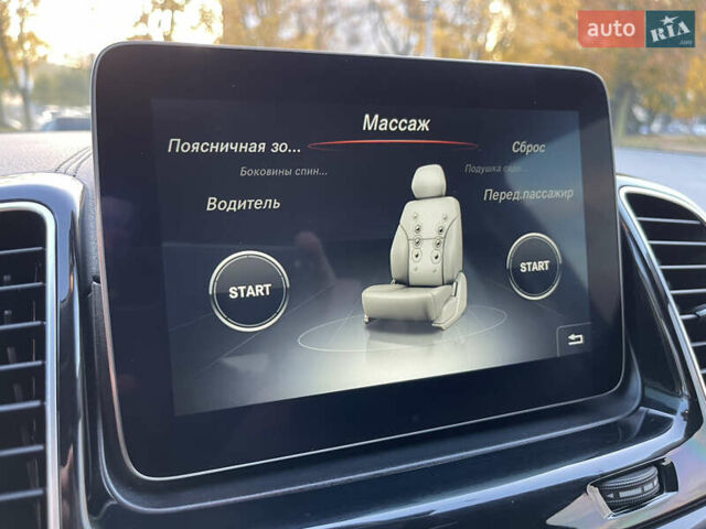 Чорний Мерседес ГЛС-Класс, об'ємом двигуна 4.66 л та пробігом 133 тис. км за 47999 $, фото 72 на Automoto.ua