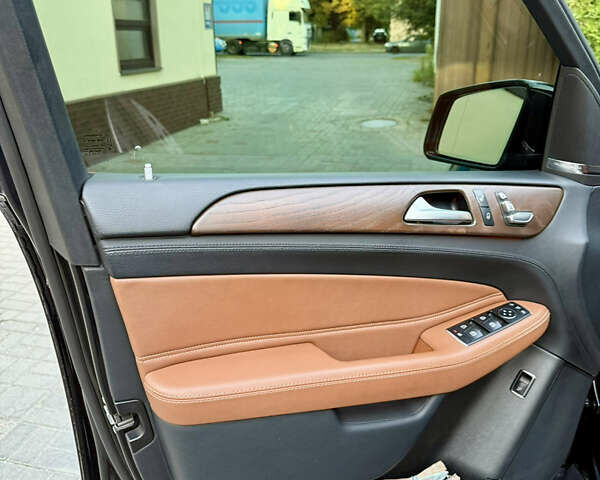 Чорний Мерседес ГЛС-Класс, об'ємом двигуна 2.99 л та пробігом 250 тис. км за 43000 $, фото 14 на Automoto.ua