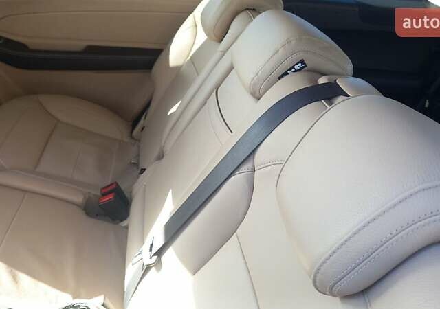 Чорний Мерседес ГЛС-Класс, об'ємом двигуна 2.99 л та пробігом 280 тис. км за 39890 $, фото 15 на Automoto.ua