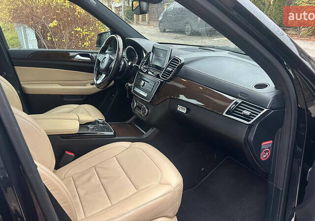 Чорний Мерседес ГЛС-Класс, об'ємом двигуна 2.99 л та пробігом 175 тис. км за 33500 $, фото 34 на Automoto.ua