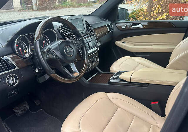 Чорний Мерседес ГЛС-Класс, об'ємом двигуна 2.99 л та пробігом 175 тис. км за 33500 $, фото 48 на Automoto.ua