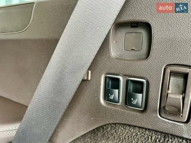 Черный Мерседес ГЛС-Класс, объемом двигателя 3 л и пробегом 133 тыс. км за 42900 $, фото 63 на Automoto.ua