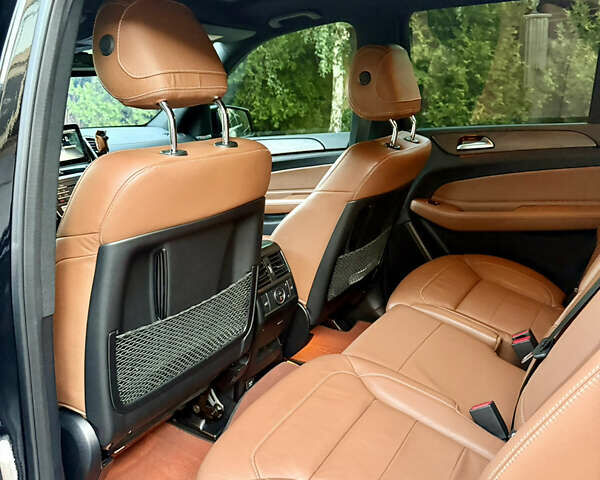 Чорний Мерседес ГЛС-Класс, об'ємом двигуна 2.99 л та пробігом 250 тис. км за 43000 $, фото 6 на Automoto.ua