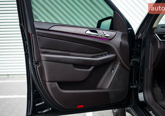Мерседес ГЛС-Класс 2016 в Львове на Automoto.ua Черный Мерседес ГЛС-Класс, объемом двигателя 2.99 л и пробегом 182 тыс. км за 37777 $, фото 20 на Automoto.ua