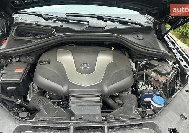 Чорний Мерседес ГЛС-Класс, об'ємом двигуна 2.99 л та пробігом 175 тис. км за 33500 $, фото 35 на Automoto.ua
