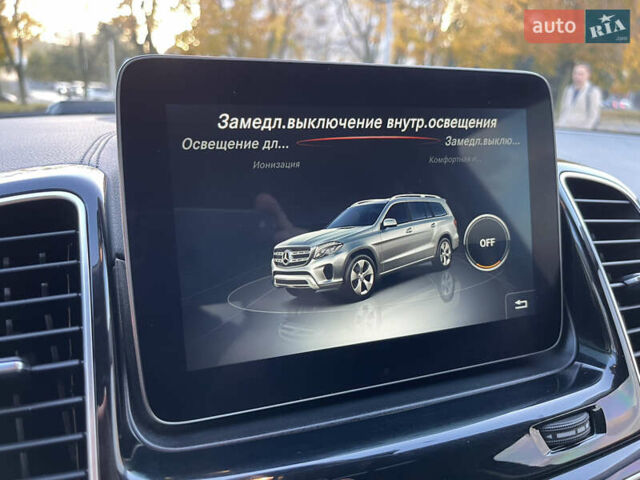 Чорний Мерседес ГЛС-Класс, об'ємом двигуна 4.66 л та пробігом 133 тис. км за 47999 $, фото 63 на Automoto.ua