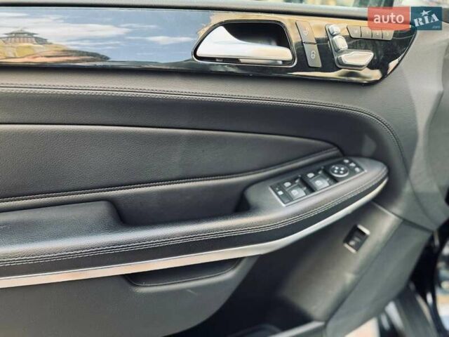 Черный Мерседес ГЛС-Класс, объемом двигателя 4.66 л и пробегом 264 тыс. км за 42000 $, фото 16 на Automoto.ua