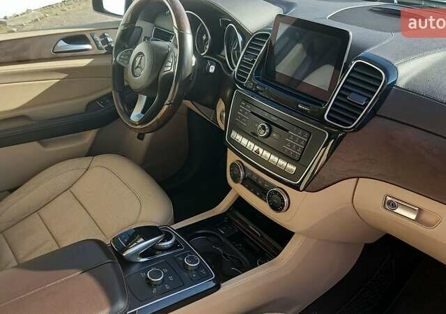 Чорний Мерседес ГЛС-Класс, об'ємом двигуна 2.99 л та пробігом 280 тис. км за 39890 $, фото 34 на Automoto.ua