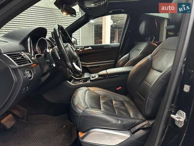 Черный Мерседес ГЛС-Класс, объемом двигателя 4.66 л и пробегом 265 тыс. км за 41990 $, фото 10 на Automoto.ua
