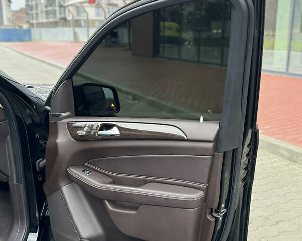 Чорний Мерседес ГЛС-Класс, об'ємом двигуна 2.99 л та пробігом 140 тис. км за 36000 $, фото 16 на Automoto.ua