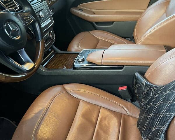 Чорний Мерседес ГЛС-Класс, об'ємом двигуна 2.99 л та пробігом 285 тис. км за 31500 $, фото 21 на Automoto.ua