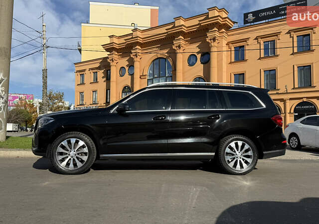 Черный Мерседес ГЛС-Класс, объемом двигателя 3 л и пробегом 200 тыс. км за 38000 $, фото 1 на Automoto.ua