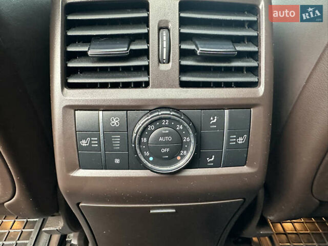 Чорний Мерседес ГЛС-Класс, об'ємом двигуна 4.66 л та пробігом 191 тис. км за 29700 $, фото 24 на Automoto.ua