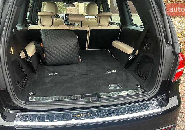 Чорний Мерседес ГЛС-Класс, об'ємом двигуна 2.99 л та пробігом 175 тис. км за 33500 $, фото 52 на Automoto.ua