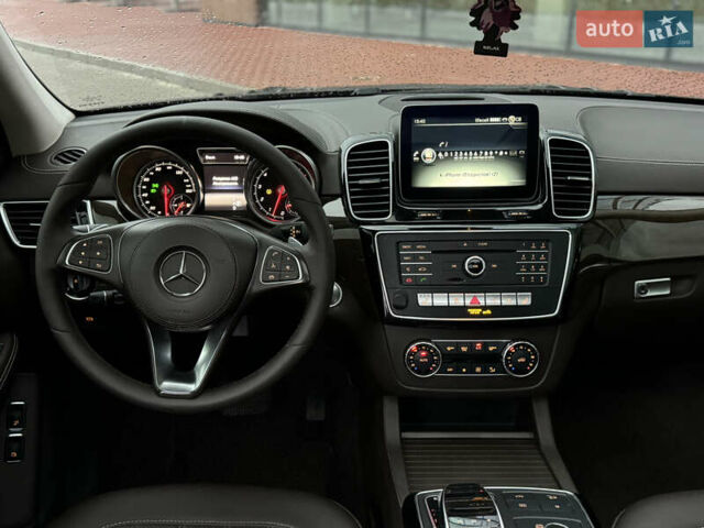 Чорний Мерседес ГЛС-Класс, об'ємом двигуна 2.99 л та пробігом 140 тис. км за 36000 $, фото 28 на Automoto.ua