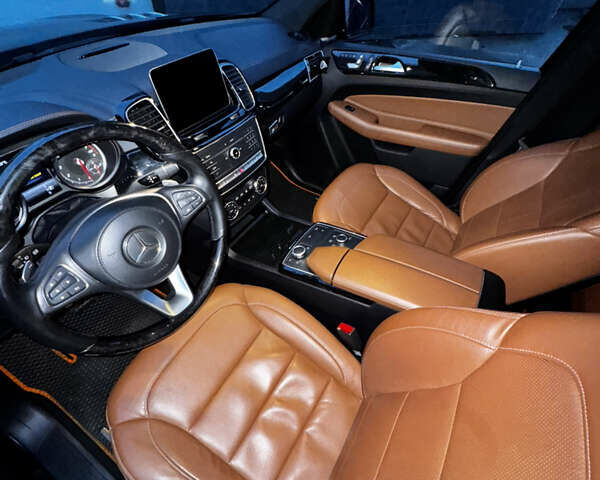 Чорний Мерседес ГЛС-Класс, об'ємом двигуна 3 л та пробігом 89 тис. км за 55000 $, фото 16 на Automoto.ua