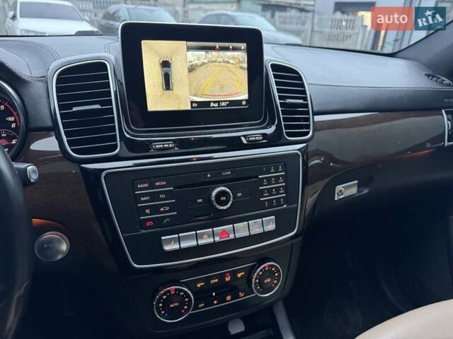 Черный Мерседес ГЛС-Класс, объемом двигателя 2.99 л и пробегом 176 тыс. км за 34900 $, фото 4 на Automoto.ua