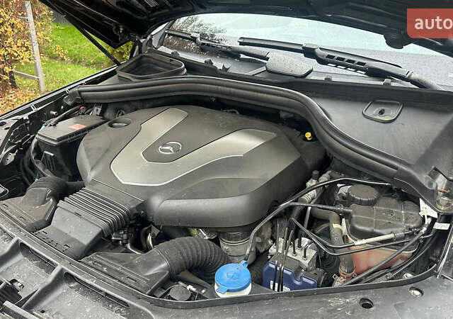 Чорний Мерседес ГЛС-Класс, об'ємом двигуна 2.99 л та пробігом 175 тис. км за 33500 $, фото 39 на Automoto.ua