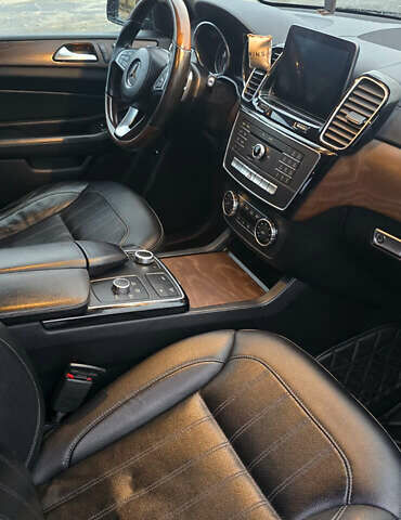 Чорний Мерседес ГЛС-Класс, об'ємом двигуна 2.99 л та пробігом 260 тис. км за 37000 $, фото 10 на Automoto.ua