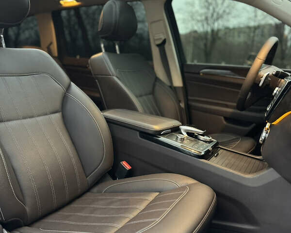 Чорний Мерседес ГЛС-Класс, об'ємом двигуна 2.99 л та пробігом 140 тис. км за 36000 $, фото 32 на Automoto.ua