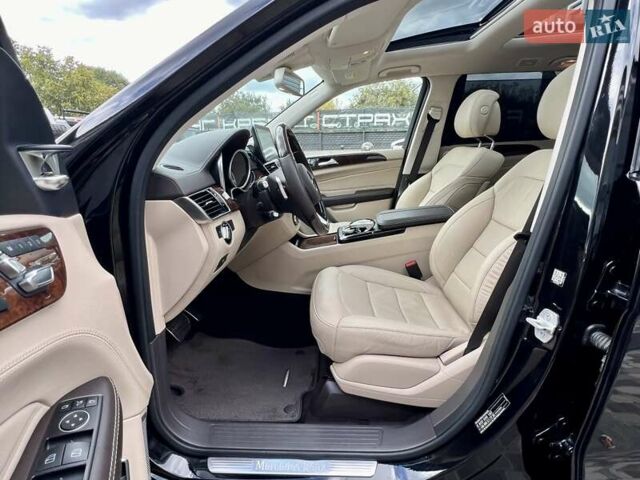 Черный Мерседес ГЛС-Класс, объемом двигателя 3 л и пробегом 133 тыс. км за 42900 $, фото 81 на Automoto.ua