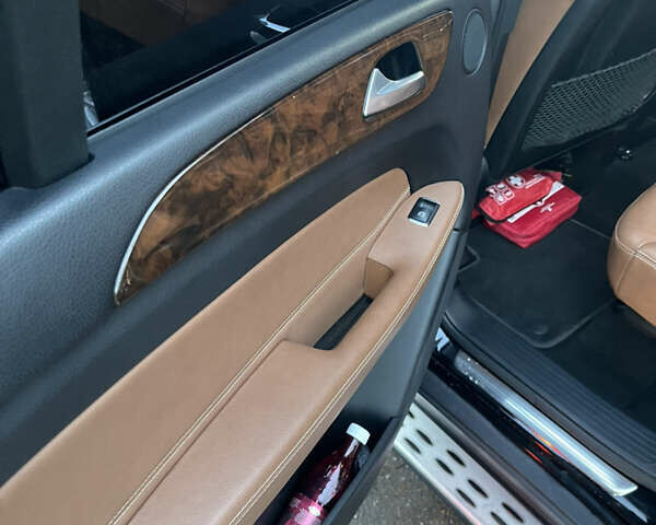 Чорний Мерседес ГЛС-Класс, об'ємом двигуна 2.99 л та пробігом 285 тис. км за 31500 $, фото 18 на Automoto.ua