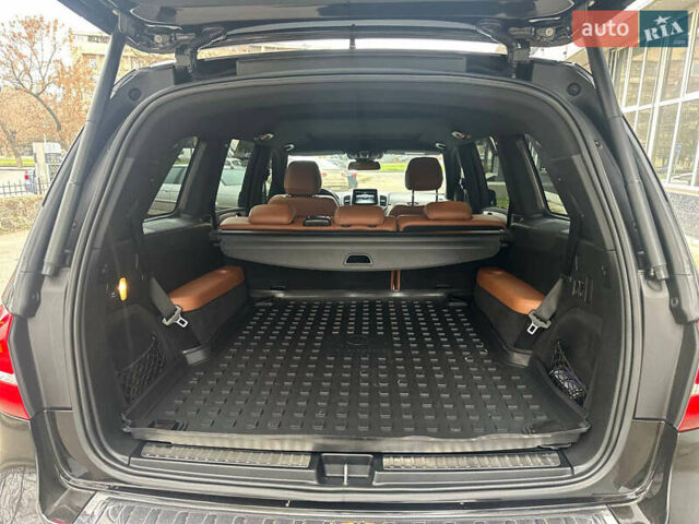 Черный Мерседес ГЛС-Класс, объемом двигателя 3 л и пробегом 125 тыс. км за 45700 $, фото 11 на Automoto.ua