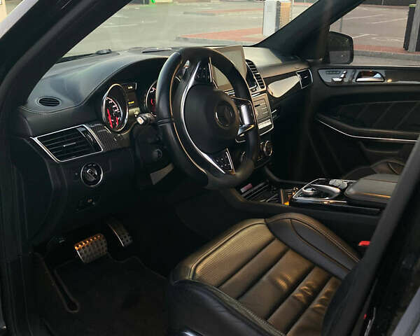 Чорний Мерседес ГЛС-Класс, об'ємом двигуна 5.46 л та пробігом 107 тис. км за 33999 $, фото 5 на Automoto.ua