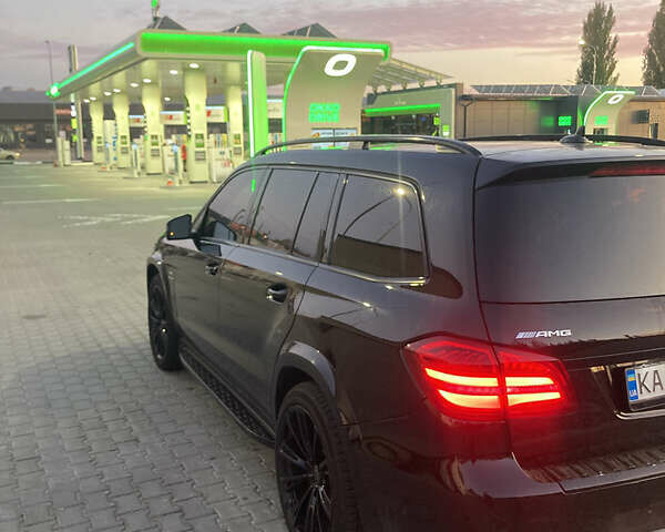 Черный Мерседес ГЛС-Класс, объемом двигателя 5.46 л и пробегом 108 тыс. км за 39999 $, фото 4 на Automoto.ua