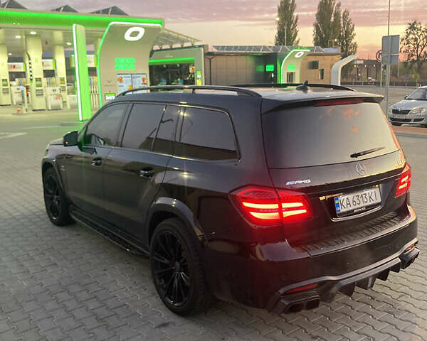 Черный Мерседес ГЛС-Класс, объемом двигателя 5.46 л и пробегом 108 тыс. км за 39999 $, фото 3 на Automoto.ua