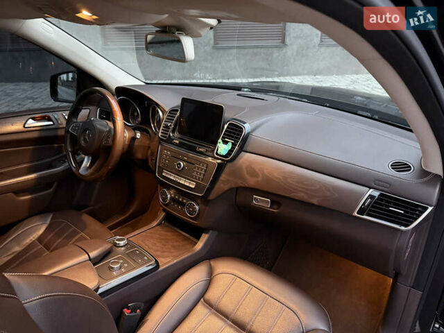 Чорний Мерседес ГЛС-Класс, об'ємом двигуна 2.99 л та пробігом 105 тис. км за 50000 $, фото 25 на Automoto.ua