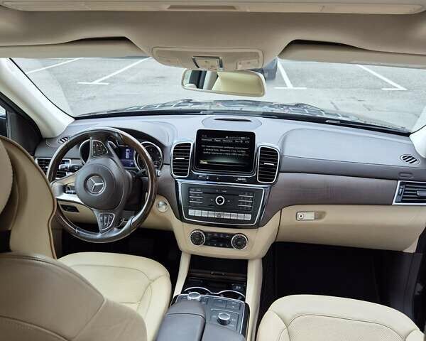 Чорний Мерседес ГЛС-Класс, об'ємом двигуна 2.99 л та пробігом 165 тис. км за 42000 $, фото 12 на Automoto.ua