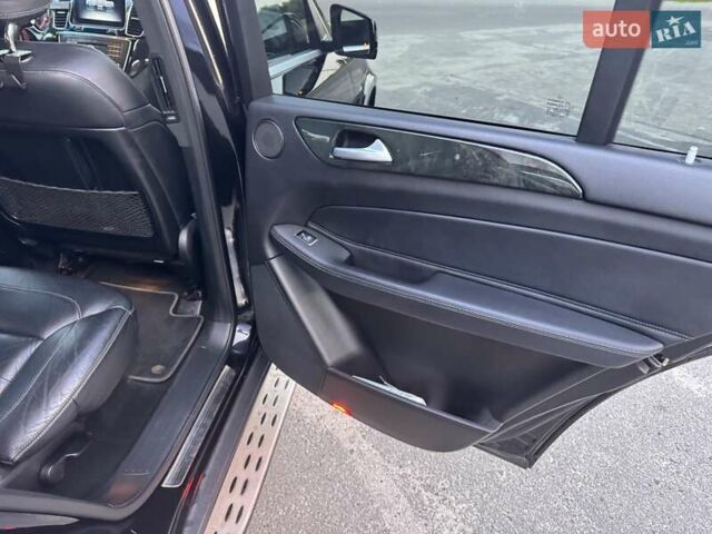 Черный Мерседес ГЛС-Класс, объемом двигателя 2.99 л и пробегом 267 тыс. км за 45500 $, фото 28 на Automoto.ua