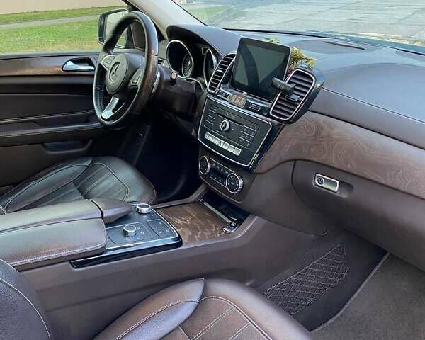 Черный Мерседес ГЛС-Класс, объемом двигателя 2.99 л и пробегом 271 тыс. км за 42000 $, фото 11 на Automoto.ua