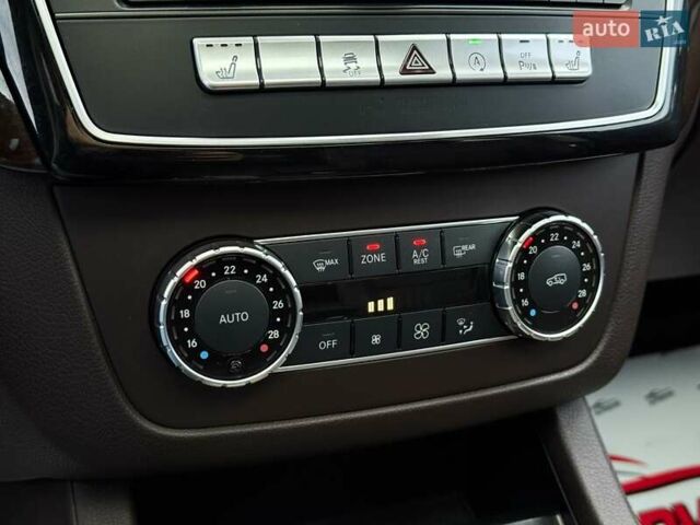 Чорний Мерседес ГЛС-Класс, об'ємом двигуна 3 л та пробігом 213 тис. км за 40999 $, фото 48 на Automoto.ua