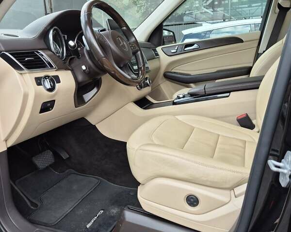 Чорний Мерседес ГЛС-Класс, об'ємом двигуна 2.99 л та пробігом 165 тис. км за 42000 $, фото 15 на Automoto.ua