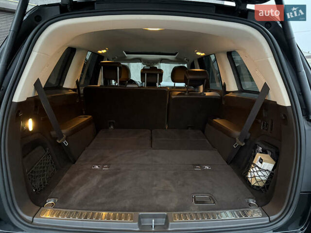 Чорний Мерседес ГЛС-Класс, об'ємом двигуна 2.99 л та пробігом 105 тис. км за 50000 $, фото 38 на Automoto.ua