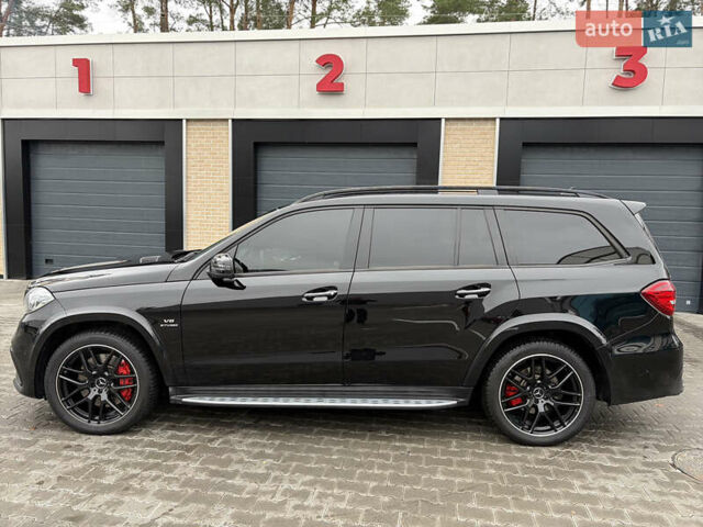 Черный Мерседес ГЛС-Класс, объемом двигателя 5.46 л и пробегом 117 тыс. км за 51555 $, фото 2 на Automoto.ua