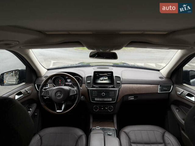 Мерседес ГЛС-Класс 2017 в Киеве на Automoto.ua Черный Мерседес ГЛС-Класс, объемом двигателя 2.99 л и пробегом 195 тыс. км за 34500 $, фото 19 на Automoto.ua
