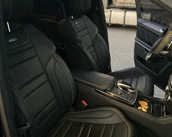 Черный Мерседес ГЛС-Класс, объемом двигателя 5.46 л и пробегом 108 тыс. км за 39999 $, фото 25 на Automoto.ua