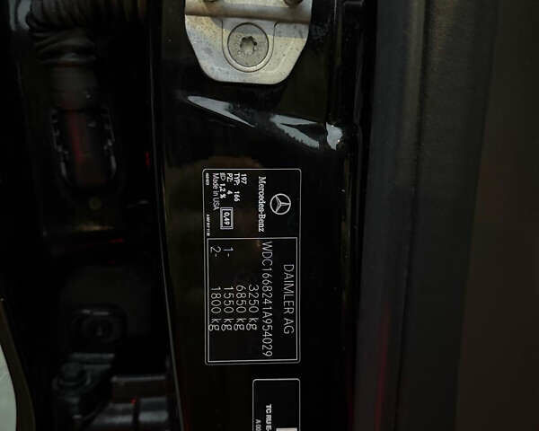 Мерседес ГЛС-Класс 2017 у Ужгороді на Automoto.ua Чорний Мерседес ГЛС-Класс, об'ємом двигуна 2.99 л та пробігом 209 тис. км за 35800 $, фото 4 на Automoto.ua