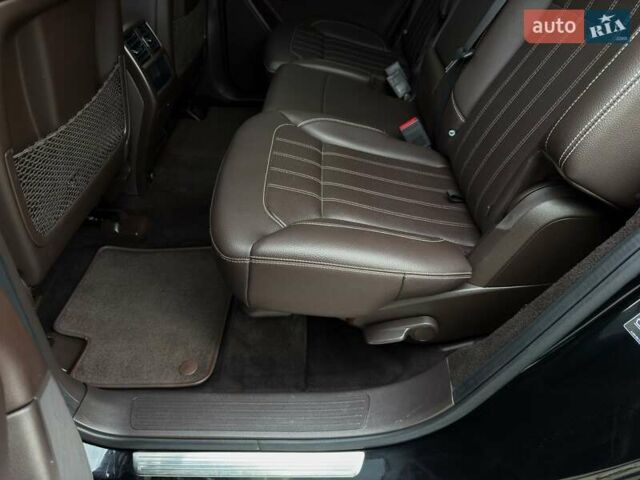 Чорний Мерседес ГЛС-Класс, об'ємом двигуна 3 л та пробігом 213 тис. км за 40999 $, фото 58 на Automoto.ua