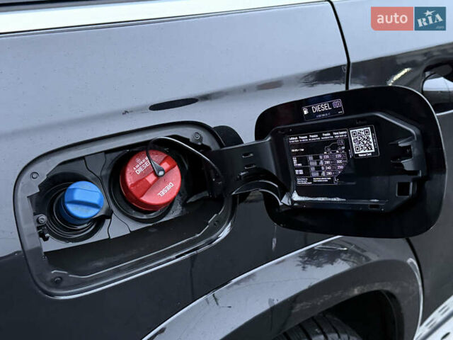 Чорний Мерседес ГЛС-Класс, об'ємом двигуна 2.99 л та пробігом 105 тис. км за 50000 $, фото 47 на Automoto.ua