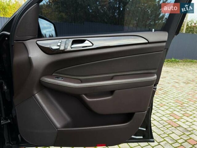 Чорний Мерседес ГЛС-Класс, об'ємом двигуна 3 л та пробігом 213 тис. км за 40999 $, фото 74 на Automoto.ua