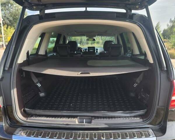 Черный Мерседес ГЛС-Класс, объемом двигателя 2.99 л и пробегом 169 тыс. км за 46005 $, фото 17 на Automoto.ua