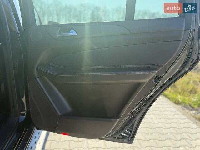 Черный Мерседес ГЛС-Класс, объемом двигателя 2.99 л и пробегом 225 тыс. км за 39900 $, фото 25 на Automoto.ua