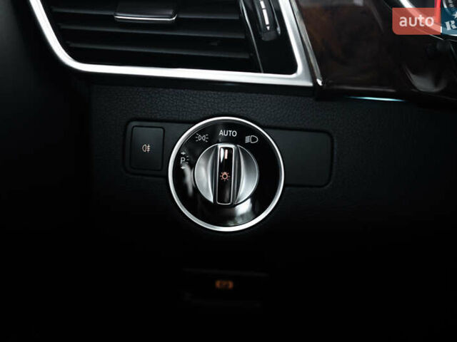 Мерседес ГЛС-Класс 2018 у Львові на Automoto.ua Чорний Мерседес ГЛС-Класс, об'ємом двигуна 3 л та пробігом 150 тис. км за 39500 $, фото 10 на Automoto.ua