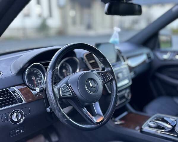 Черный Мерседес ГЛС-Класс, объемом двигателя 3 л и пробегом 123 тыс. км за 30999 $, фото 78 на Automoto.ua