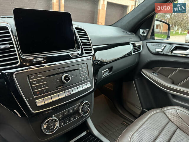 Черный Мерседес ГЛС-Класс, объемом двигателя 5.46 л и пробегом 116 тыс. км за 60000 $, фото 19 на Automoto.ua